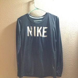 Nike long sleeve shirt